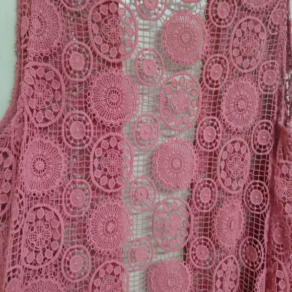 4 Love & Liberty Augusta Crochet Vest in Primrose - Picture 7 of 8
